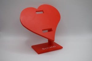 Moonswatch & Flik Flak Uhrenständer Herz